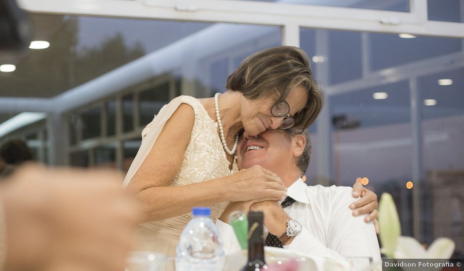 O casamento de José e Maria em Algés, Oeiras