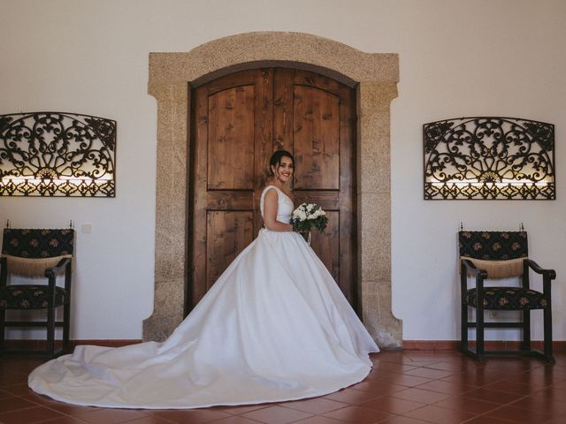 O casamento de Rafael e Sara em Santar, Nelas 15