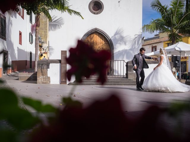 O casamento de Luciano e Sarah em Funchal, Madeira 35