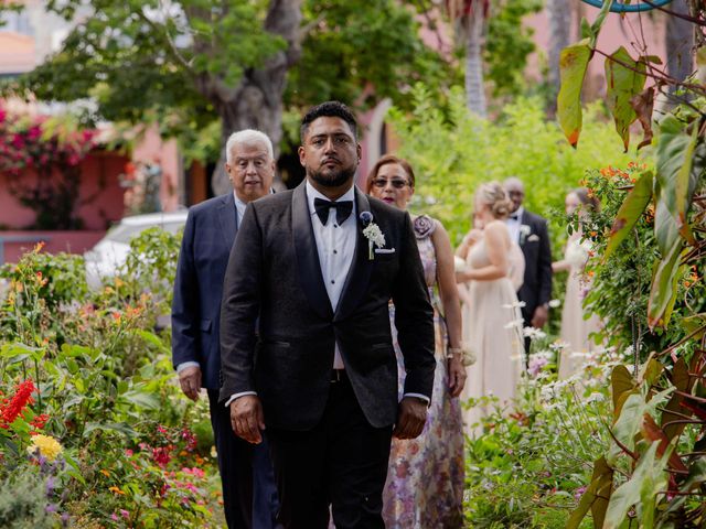 O casamento de Jesus e Debbie em Ilha, Madeira 46