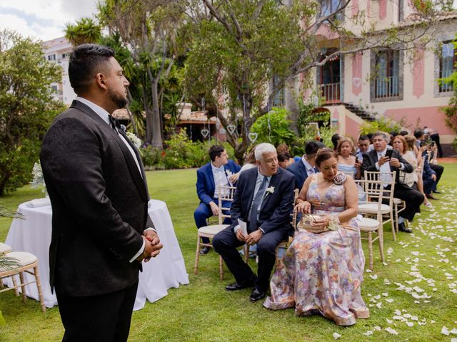 O casamento de Jesus e Debbie em Ilha, Madeira 48