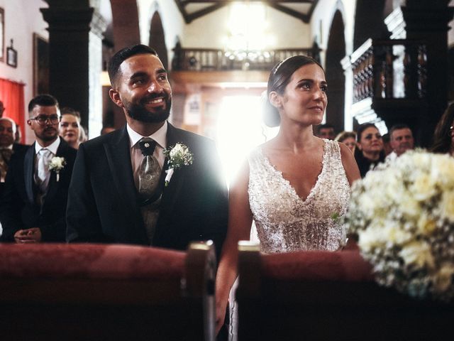 O casamento de Luis e Adriana em Angra do Heroísmo, Terceira 19