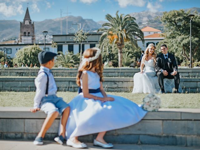 O casamento de Carlos e Jessica em Tabua, Madeira 20