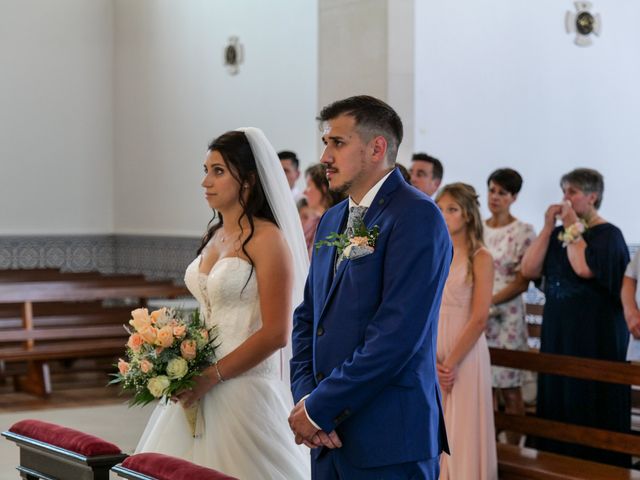O casamento de Flávio e Ljubica em Fermentelos, Águeda 11