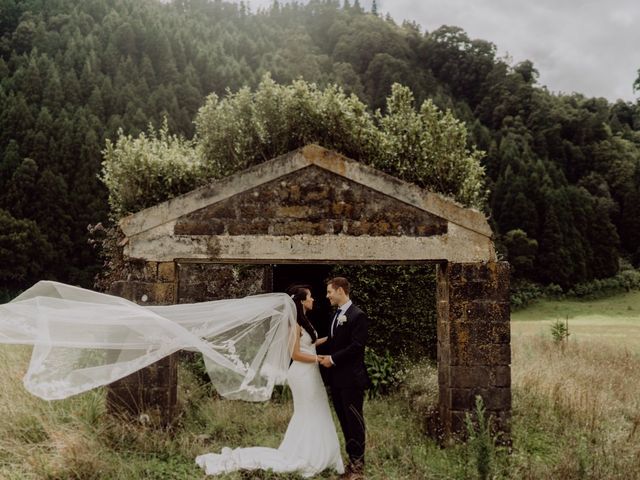 O casamento de Steven e Stephanie em Povoação, São Miguel 1