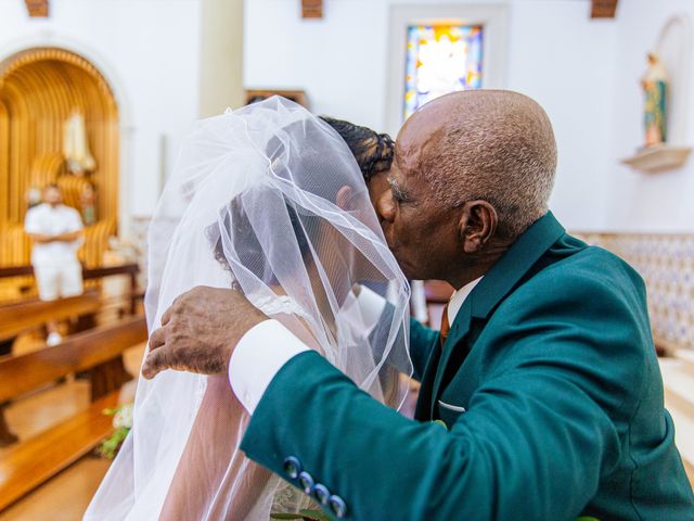 O casamento de Sébastien e Christelle em Santiago de Litém, Pombal 16