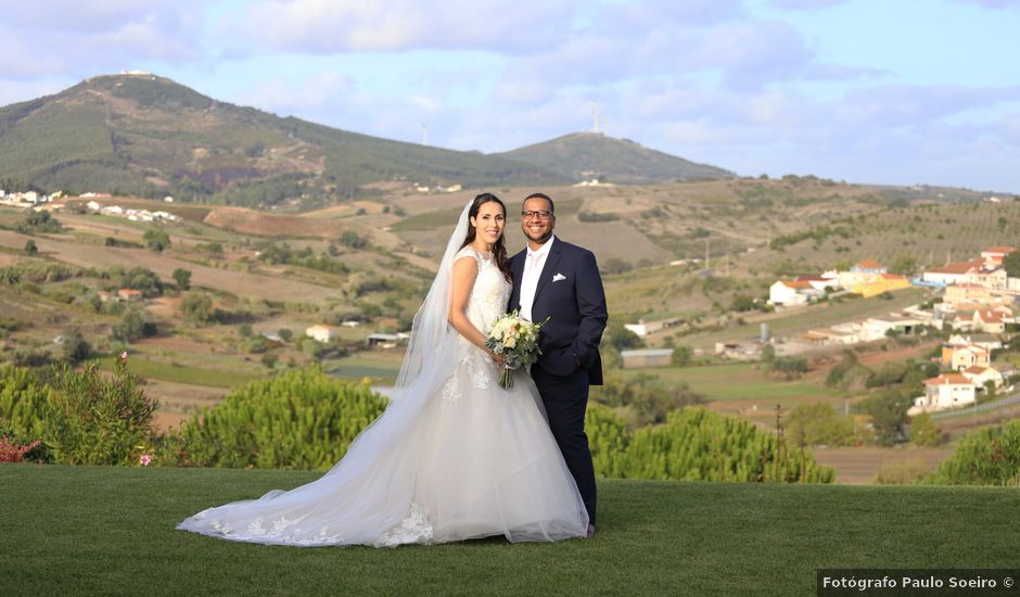 O casamento de Tiago e Sara em Vila Franca do Rosário, Mafra