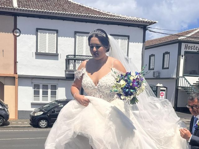 O casamento de Vasco  e Maria em Lajes, Terceira 14