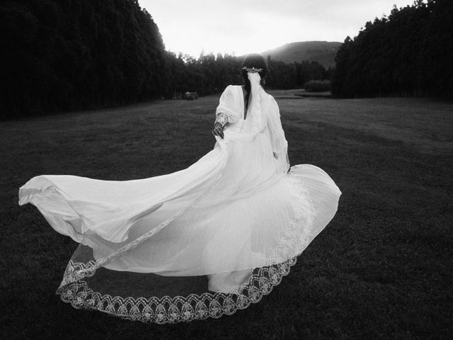 O casamento de Luis e Beatriz em Angra do Heroísmo, Terceira 29