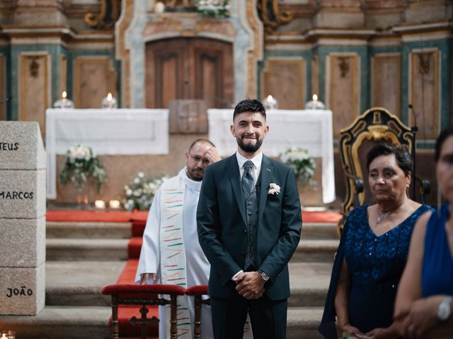 O casamento de Tiago e Vânia em Alpendorada e Matos, Marco de Canaveses 20