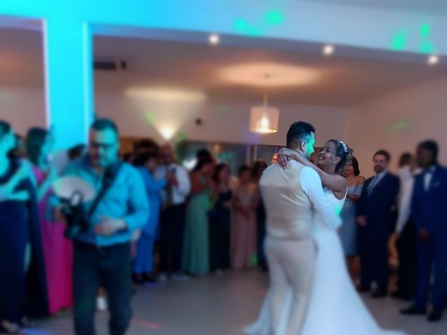 O casamento de Adilson  e Nadia  em Fernão Ferro, Seixal 6