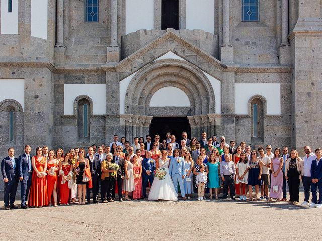 O casamento de Valentim e Ariana em Lustosa, Lousada 87