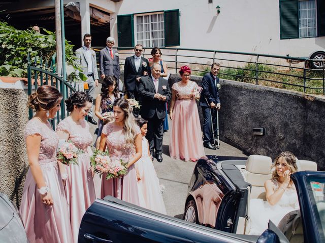 O casamento de Carlos e Sandra em Câmara de Lobos, Madeira 32
