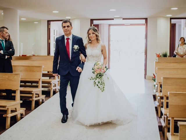 O casamento de Carlos e Sandra em Câmara de Lobos, Madeira 42
