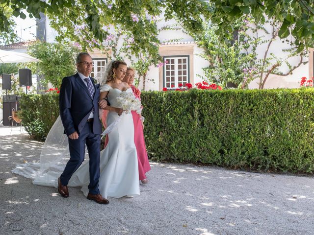 O casamento de Joana e João em Vale Benfeito, Macedo de Cavaleiros 21