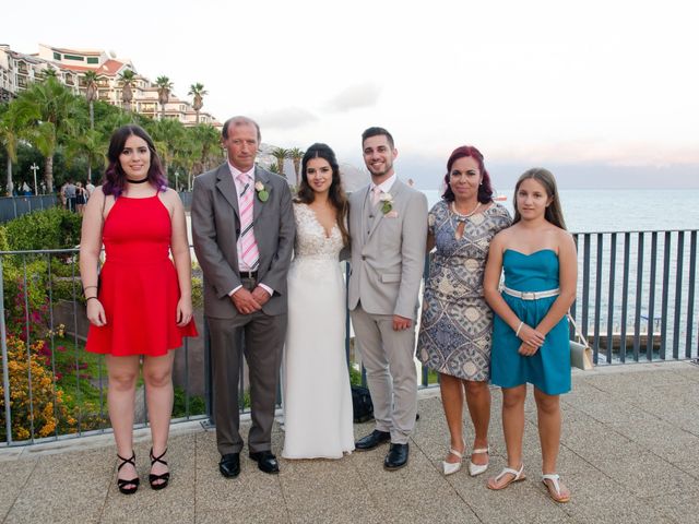 O casamento de Filipe e Jessica em Funchal, Madeira 107