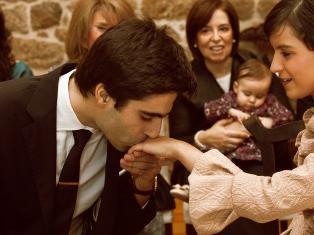 O casamento de Miguel e Lúcia em Santar, Nelas 47