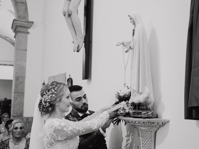 O casamento de Vitor e Cristiana em Santiago de Piães, Cinfães 19