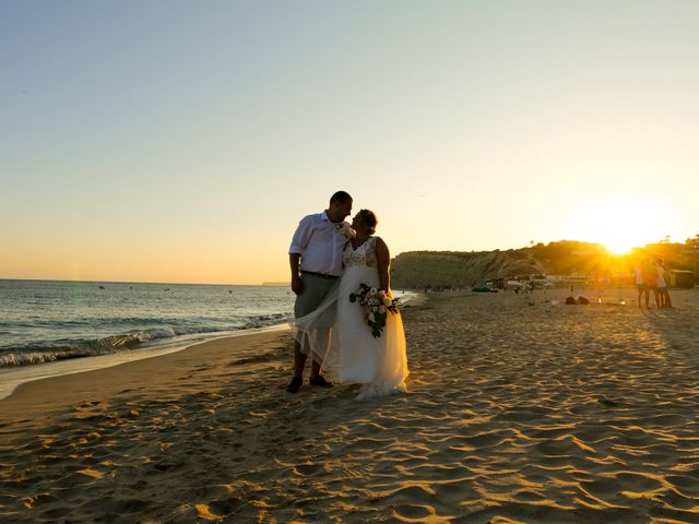 O casamento de Sam e Emma em Lagos, Lagos 18