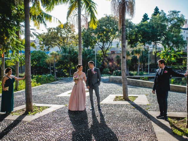 O casamento de Décio e Lisandra em Funchal, Madeira 25