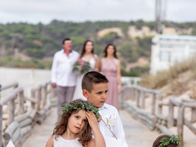 O casamento de Hugo e Patrícia em Costa de Caparica, Almada 84