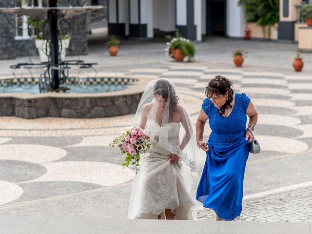 O casamento de Tiado e Grécia em Funchal, Madeira 49