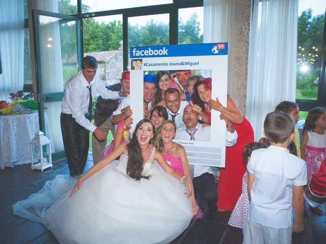 O casamento de Miguel e Joana em Louredo, Amarante 13