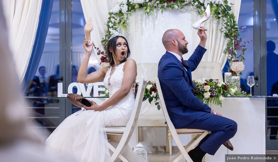 O casamento de Roman e Marlene em Almargem do Bispo, Sintra