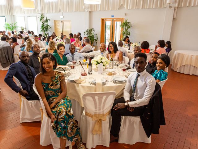 O casamento de Aduilson e Madylene em Santo António da Charneca, Barreiro 83