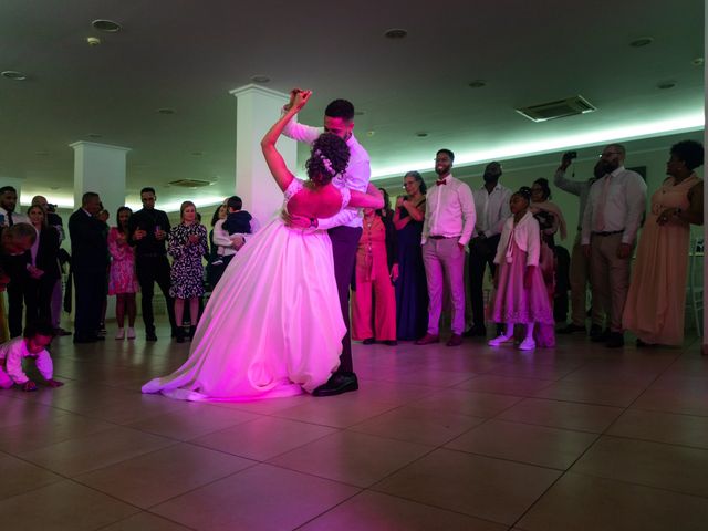 O casamento de Hélder e Elisandra em Fernão Ferro, Seixal 38