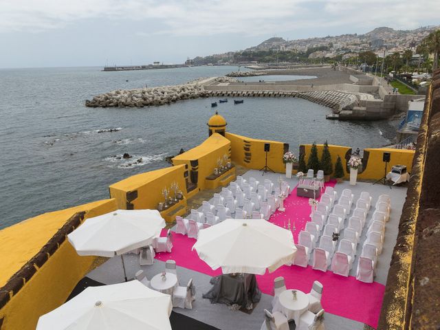 O casamento de Danny e Sophia em Funchal, Madeira 14