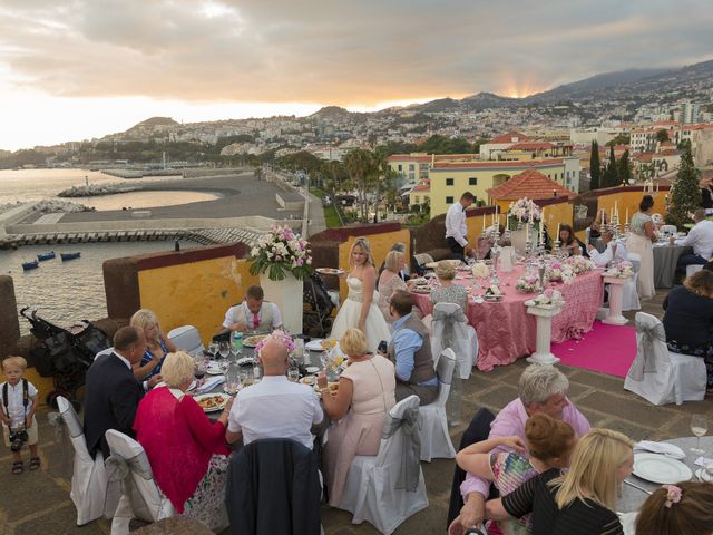 O casamento de Danny e Sophia em Funchal, Madeira 71