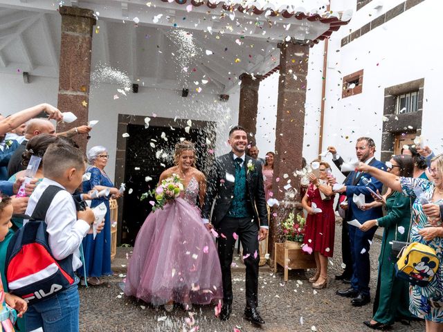O casamento de Tony e Claudia em Funchal, Madeira 17