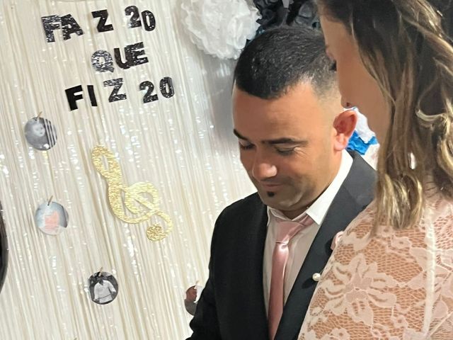 O casamento de Vitor e Melissa  em Angra do Heroísmo, Terceira 12