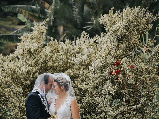 O casamento de Tony e Celine em Calheta, Madeira 20