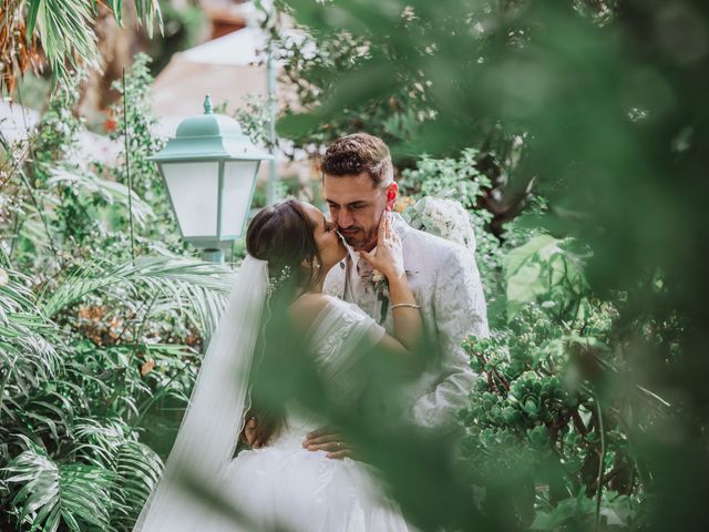 O casamento de Victor e Ana em Estreito Câmara de Lobos, Madeira 21