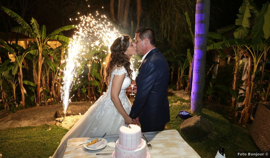 O casamento de Paulo e Marli em Moita, Moita