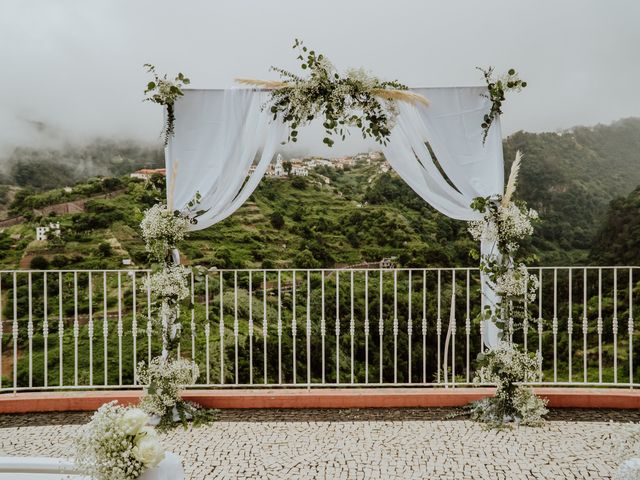 O casamento de Josi e Heather em Faial, Madeira 4