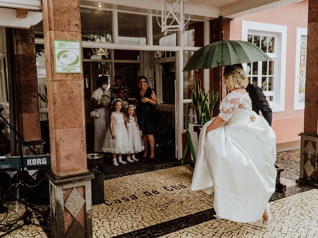 O casamento de Josi e Heather em Faial, Madeira 21