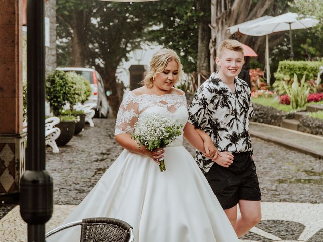 O casamento de Josi e Heather em Faial, Madeira 27