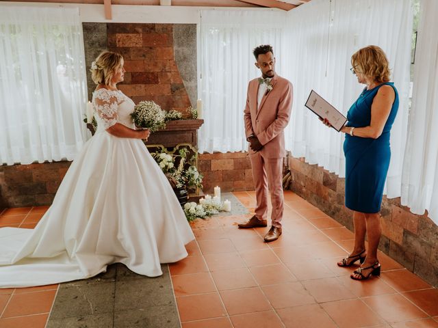 O casamento de Josi e Heather em Faial, Madeira 34