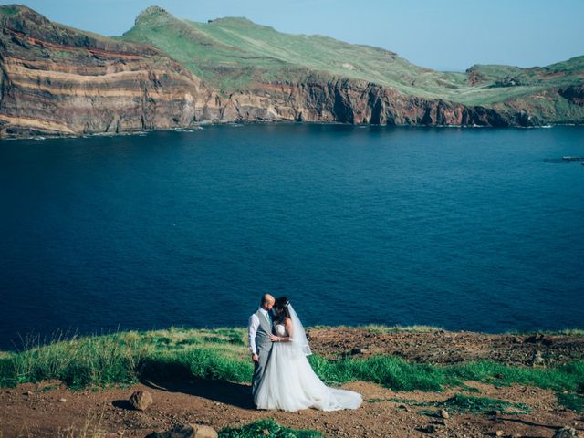 O casamento de Sónia e Chris em Funchal, Madeira 42