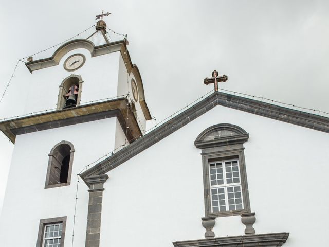 O casamento de Luciano e Catarina em Estreito Câmara de Lobos, Madeira 23