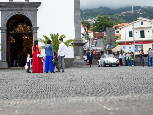 O casamento de Luciano e Catarina em Estreito Câmara de Lobos, Madeira 24