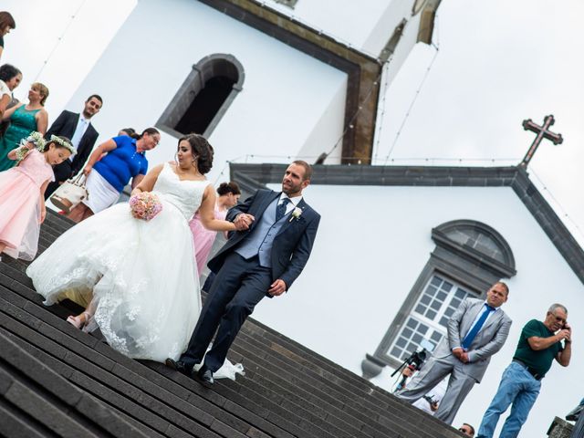 O casamento de Luciano e Catarina em Estreito Câmara de Lobos, Madeira 30