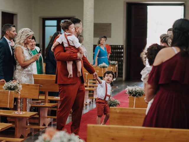 O casamento de João e Carina em Juncal, Porto de Mós 24