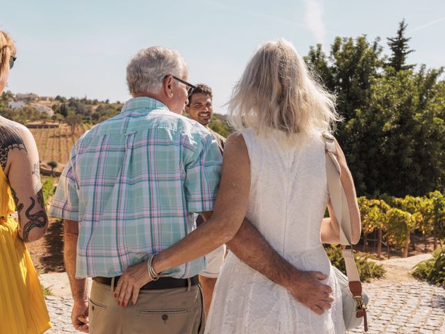 O casamento de Paul e Sheila em Estombar, Lagoa 5