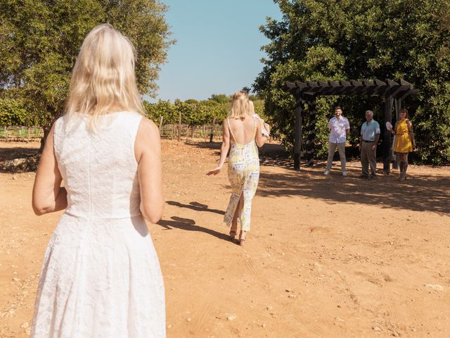 O casamento de Paul e Sheila em Estombar, Lagoa 14