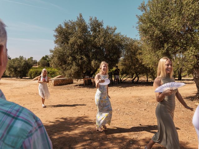 O casamento de Paul e Sheila em Estombar, Lagoa 15