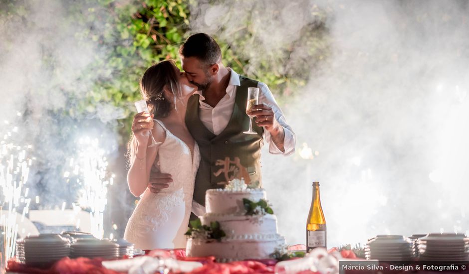 O casamento de Florival e Telma em Fernão Ferro, Seixal